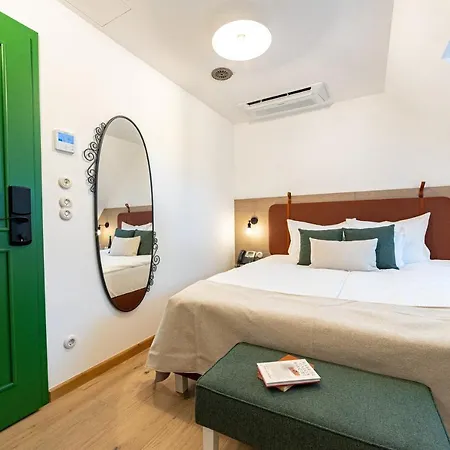 Czako Hotel 3*