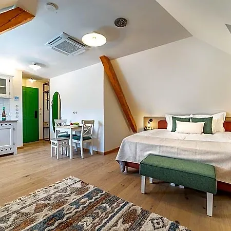 Hotel Czako 3*