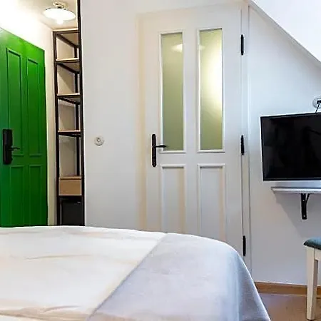 Czako Hotel 3*