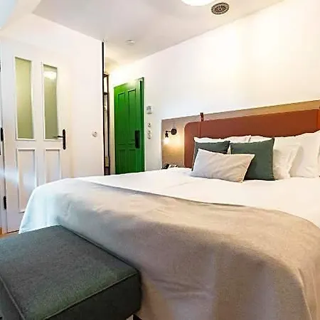 Czako Hotel 3*
